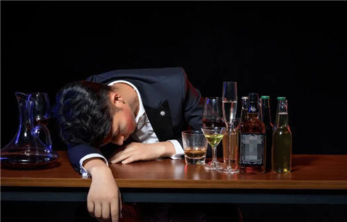 为什么喝酒不能喝杂？除了容易醉，还会有生命危险(图4)